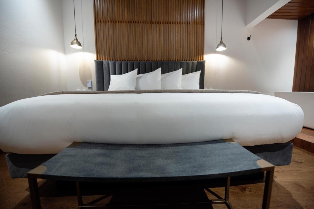 Madi Hotel