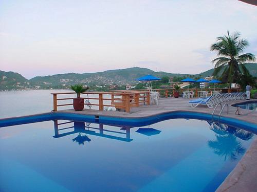Irma Zihuatanejo