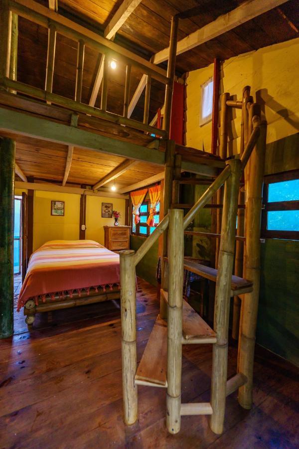Hotel Achicuales *