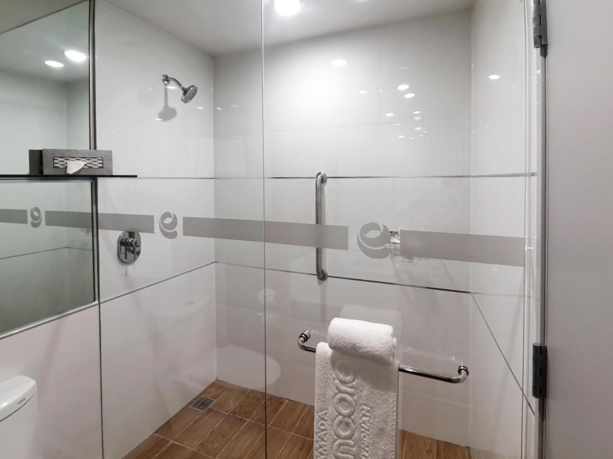 Ramada Encore By Wyndham Monterrey Zona Aeropuerto 4*
