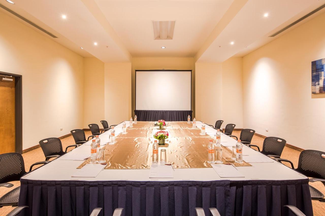 Crowne Plaza Aeropuerto By Ihg Monterrey