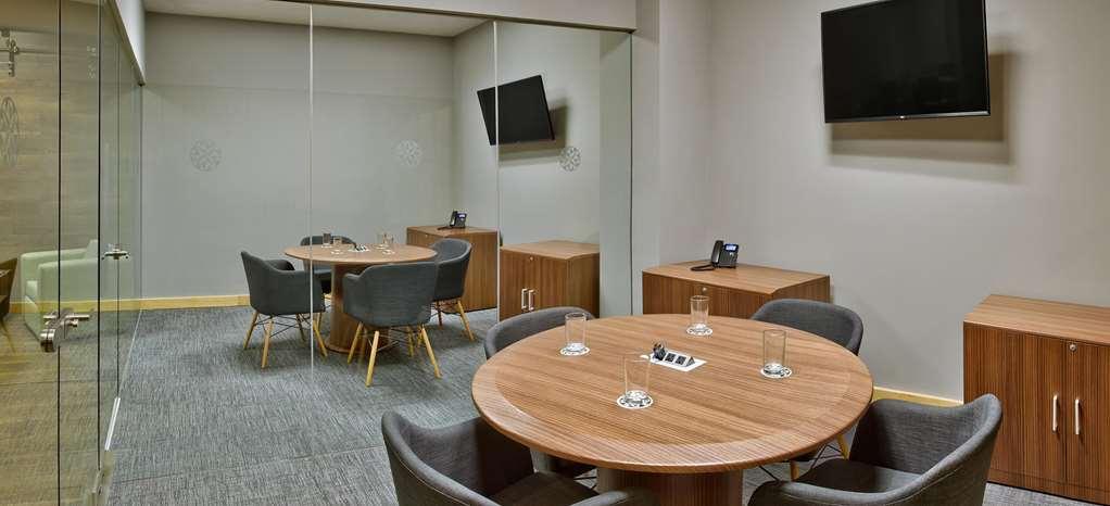 Galeria Plaza Hotel 5*