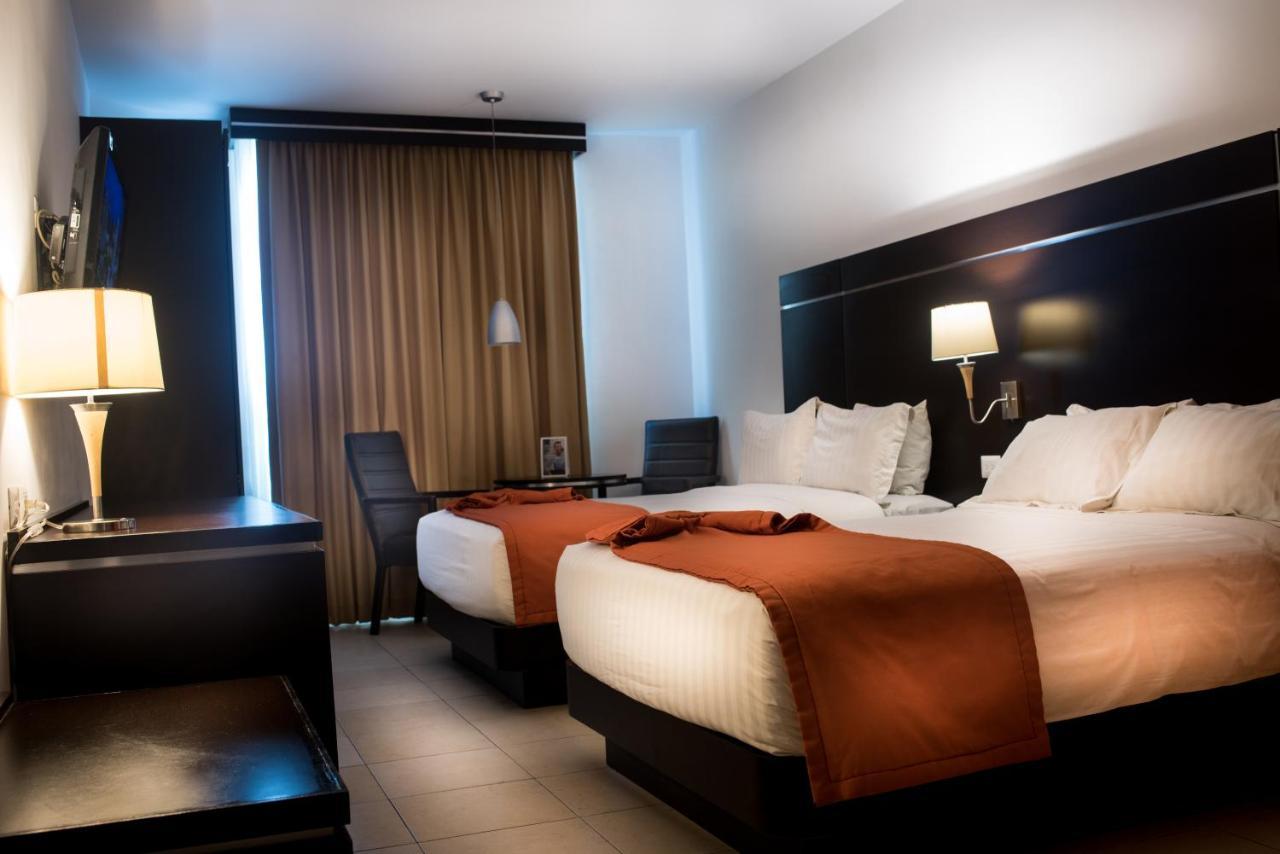 Hotel Oliba 4*