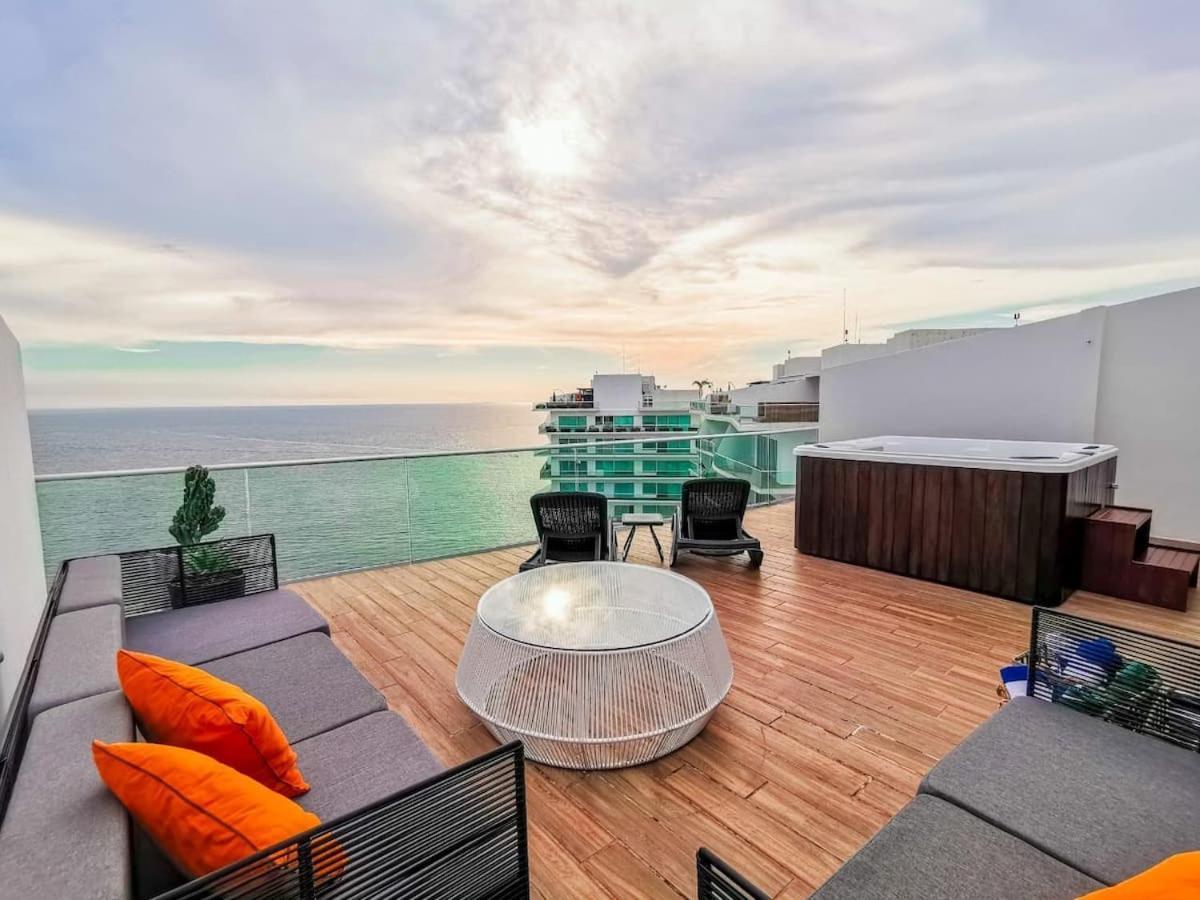 Icon Vallarta- Ph Rooftop With Jacuzzi! Apartment *