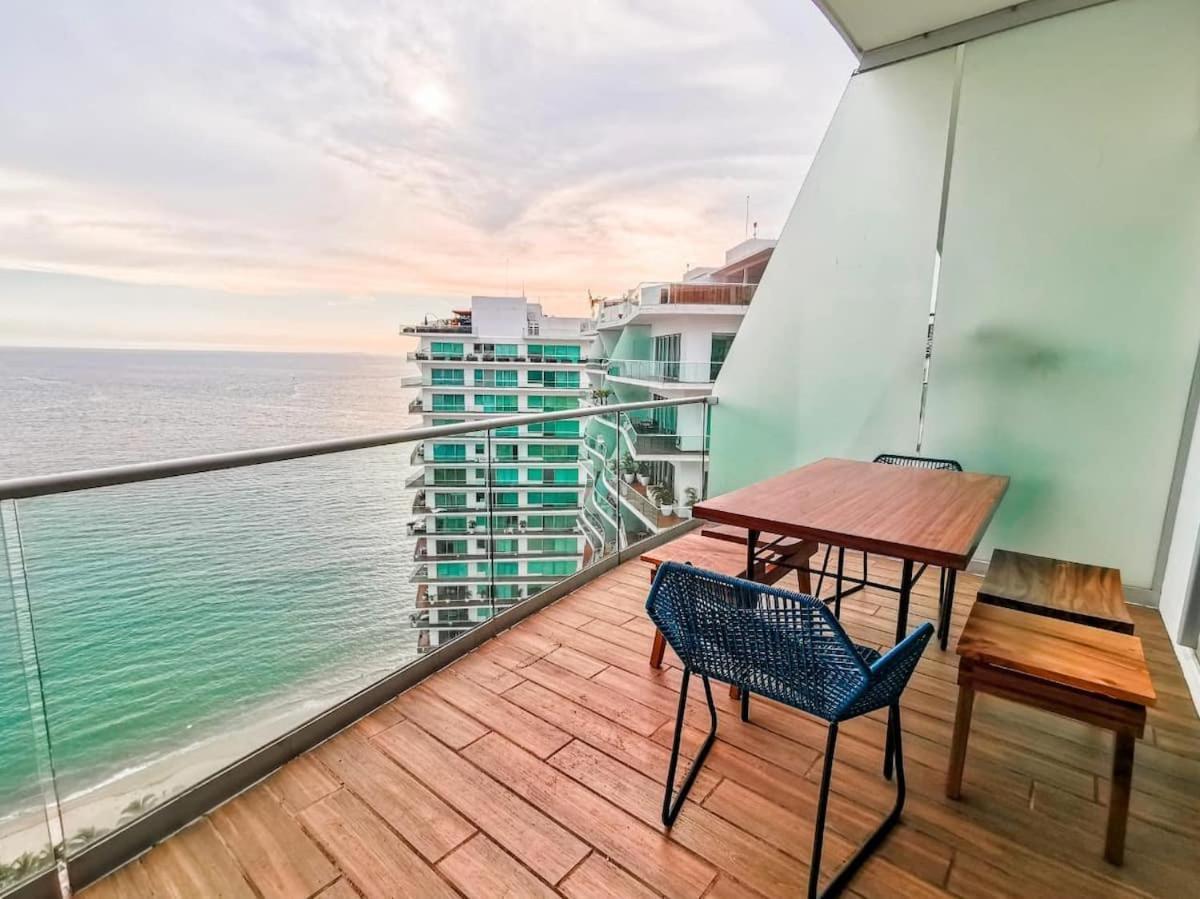 Apartment Icon Vallarta- Ph Rooftop With Jacuzzi! *