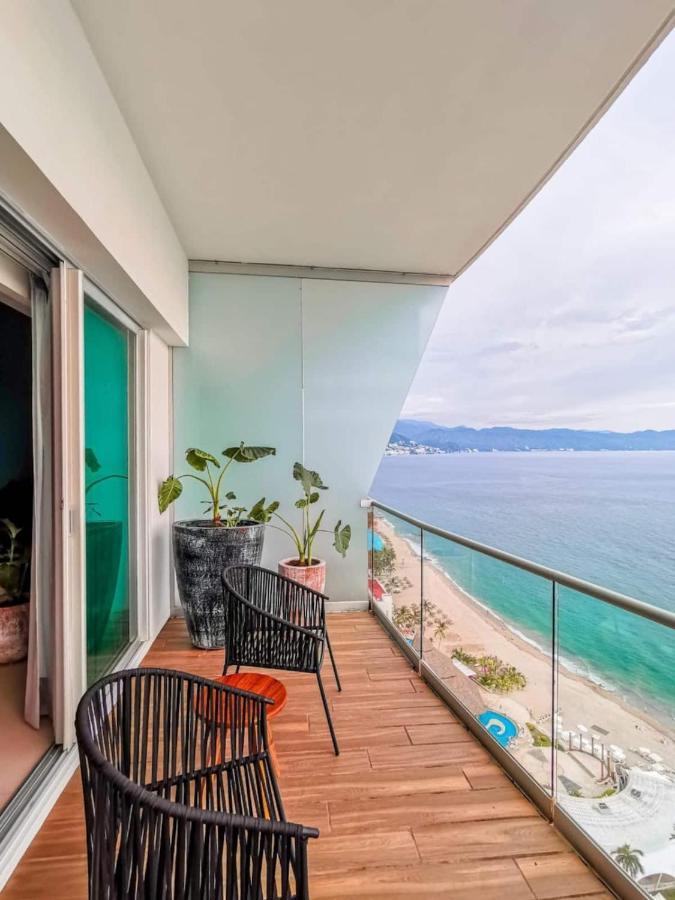 Apartment Icon Vallarta- Ph Rooftop With Jacuzzi! Puerto Vallarta