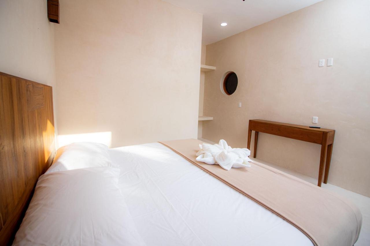 Luna Roja Hotel