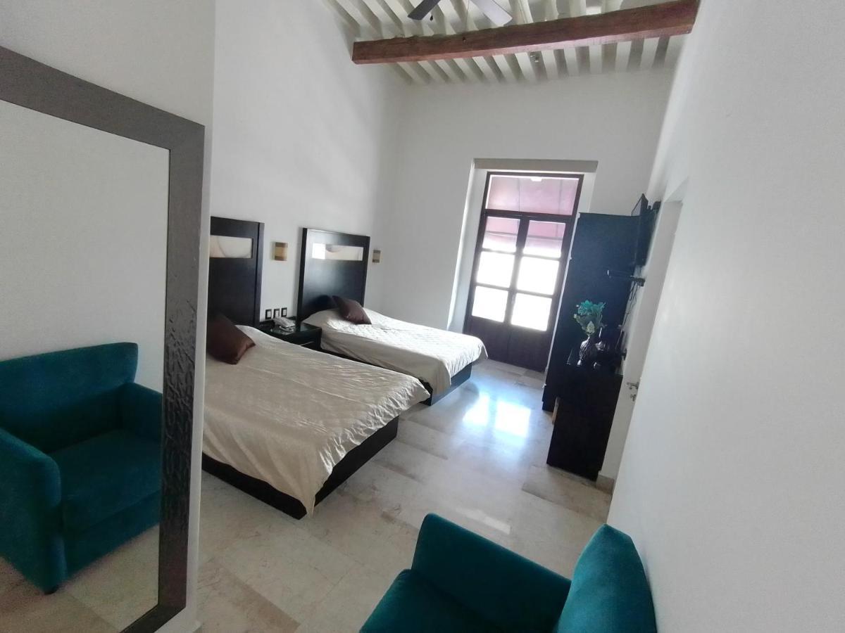 Hotel Forrest & Puebla