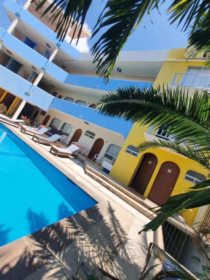 Kootznoowoo Hotel 3*