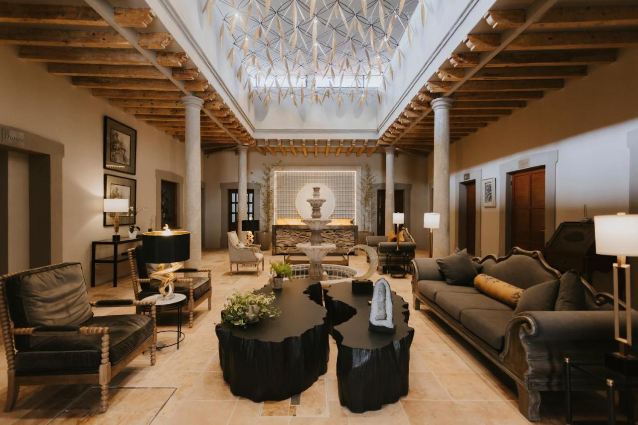 Dos Patios Curamoria Collection Hotel 4*