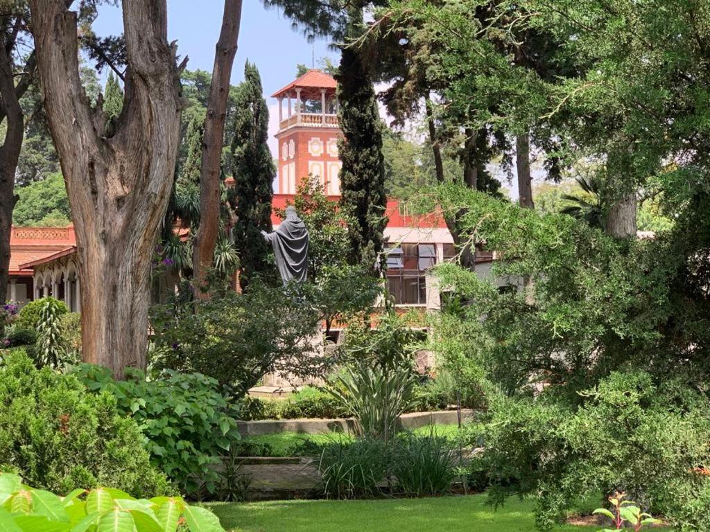 Guest house Express Quinta Soledad *
