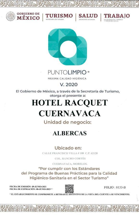 Racquet Hotel