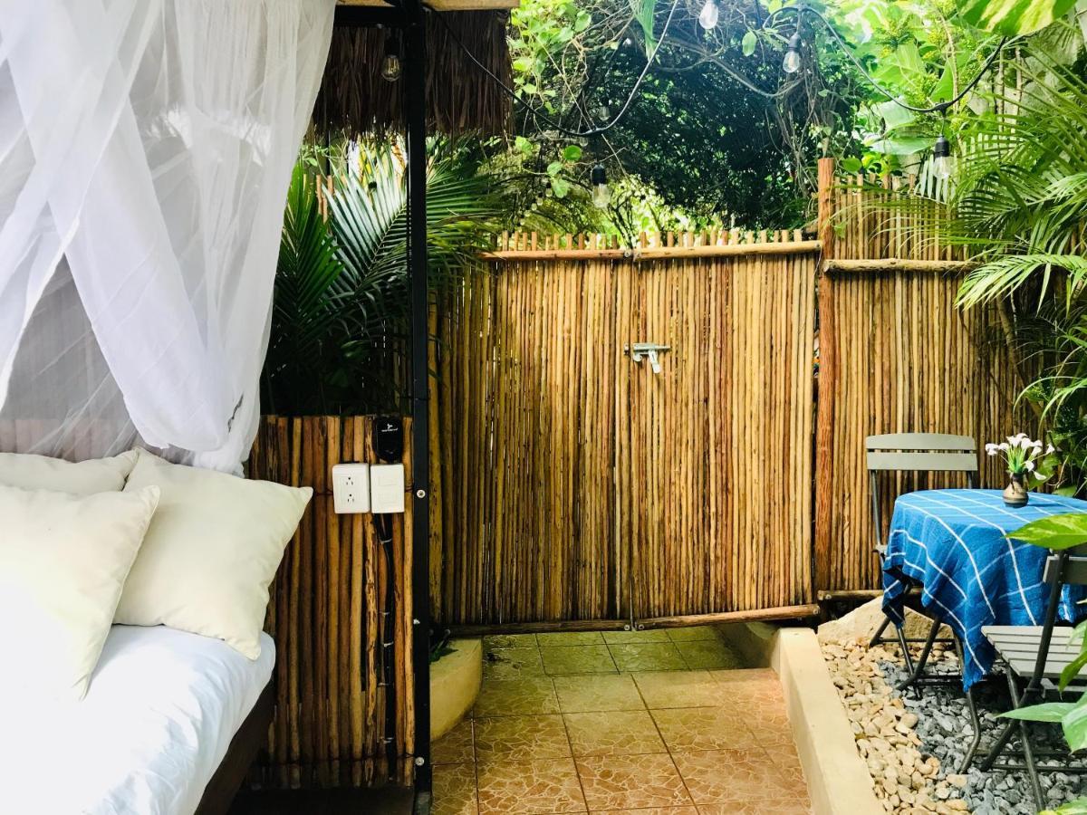 Hacienda Boutique And Solo Adultos Bed & Breakfast