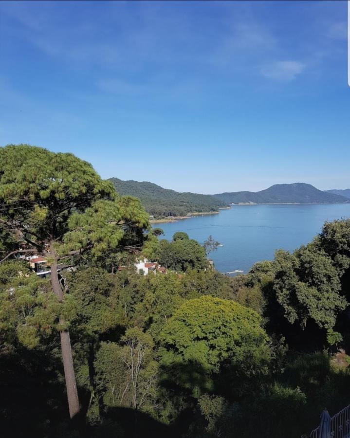 Revi Hotel
