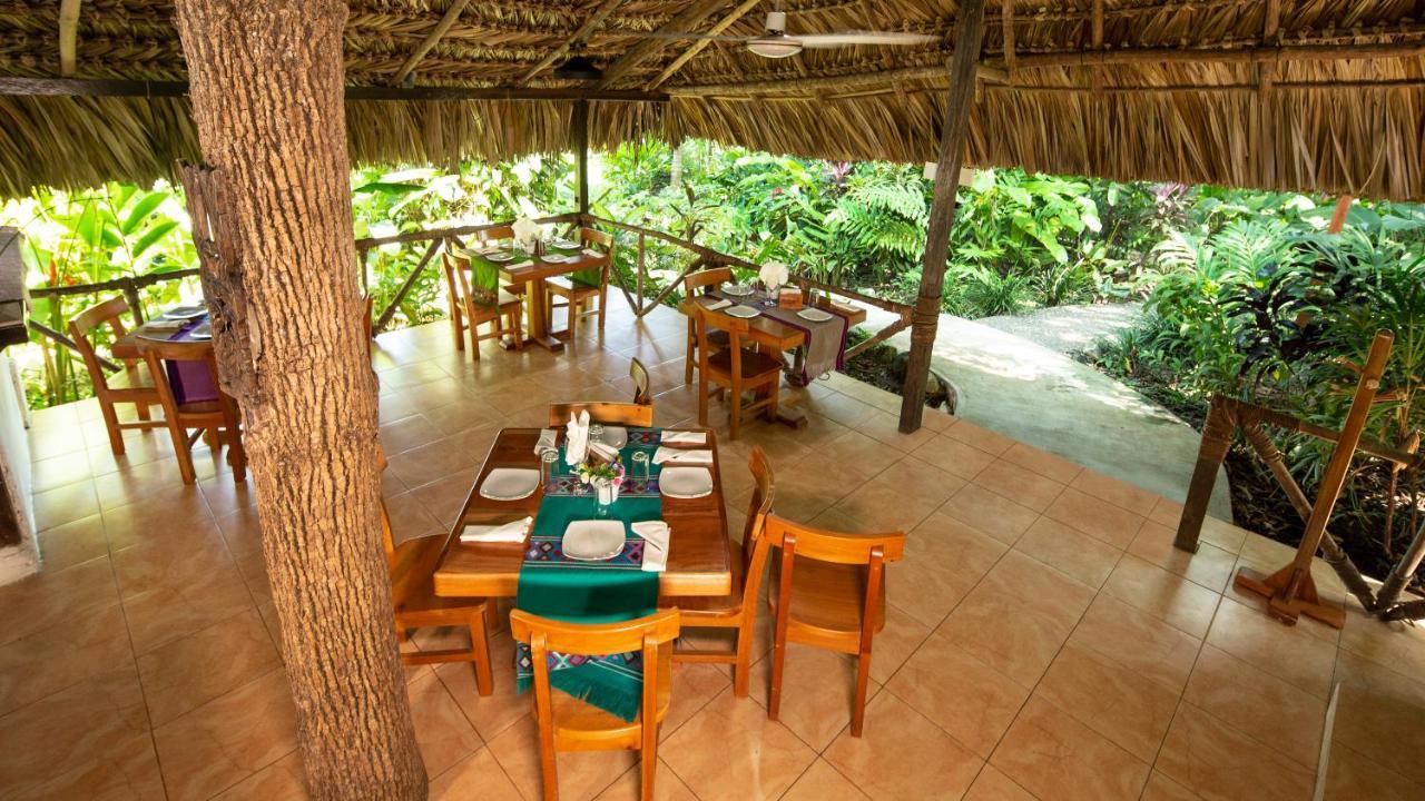 La Aldea Del Halach Huinic Hotel 4*
