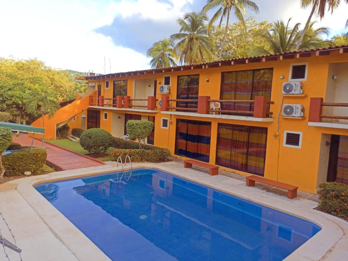 J.b. Zihuatanejo