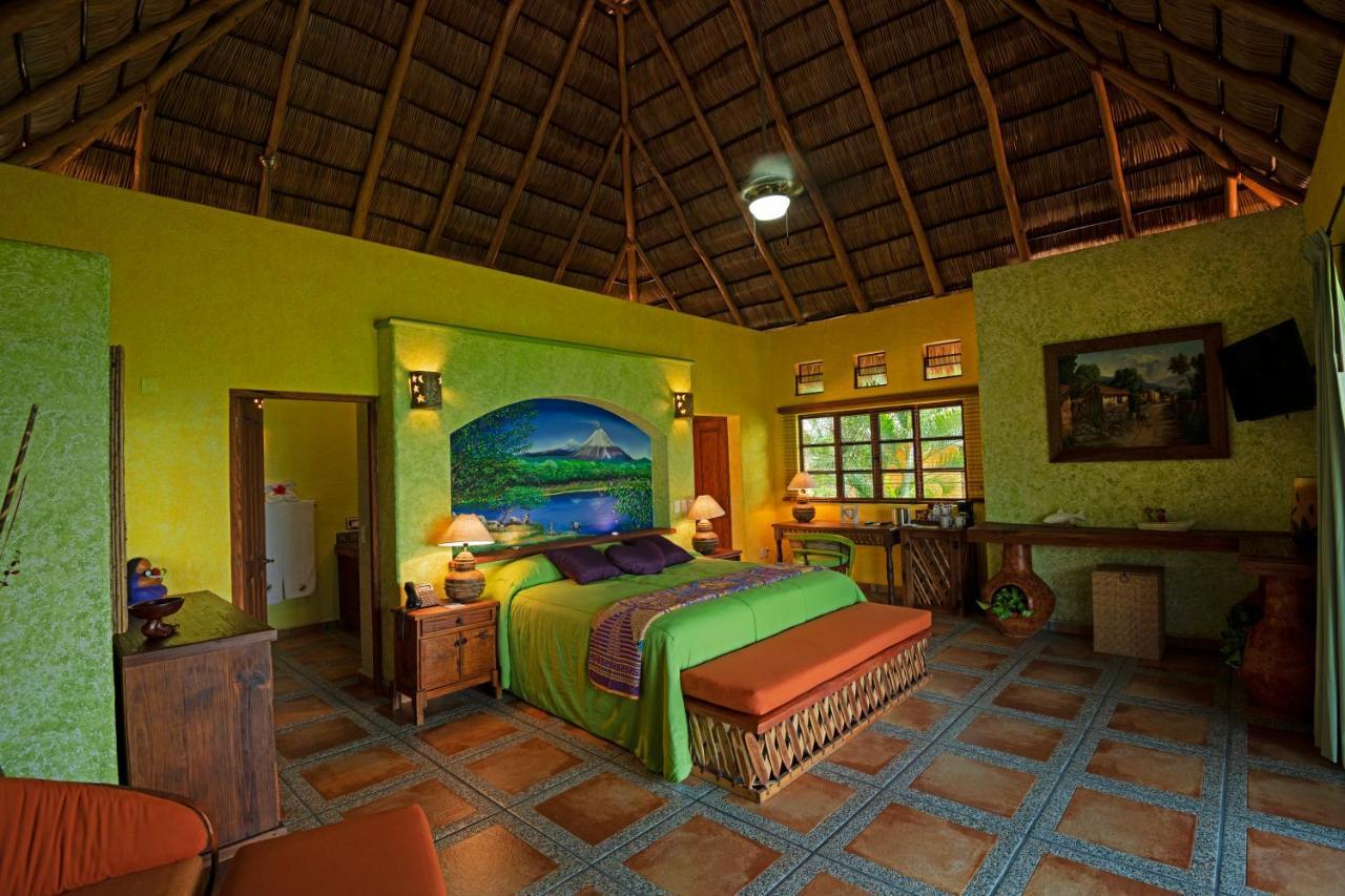 Resort El Corazon Golf & 4*