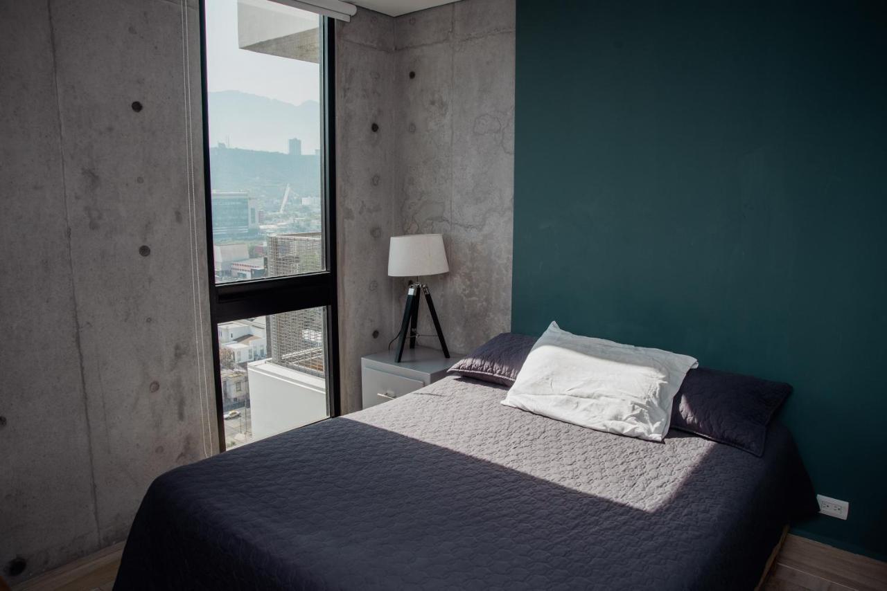 Apartment Luxury Loft Living At Landmark High Rise *