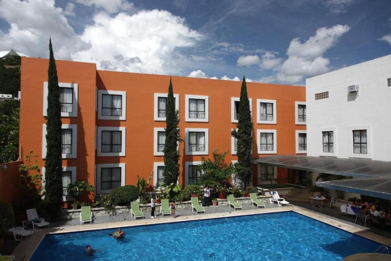 Hotel Dorado,