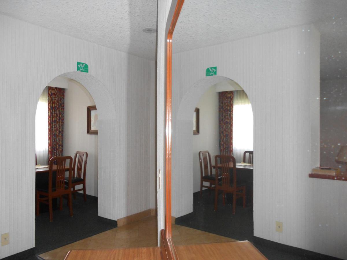 Hotel Puente Real