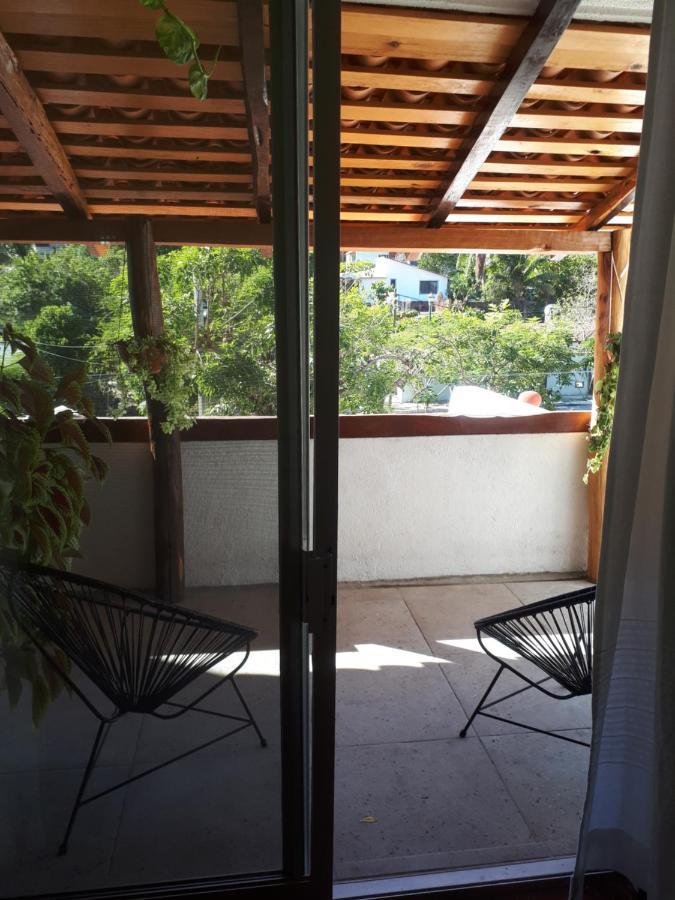 La Vivienda Guest house *