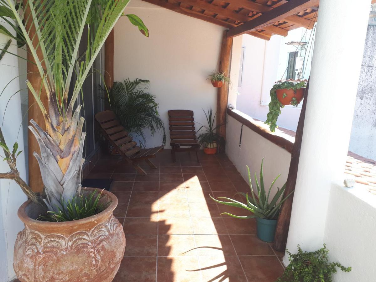 La Vivienda Guest house *