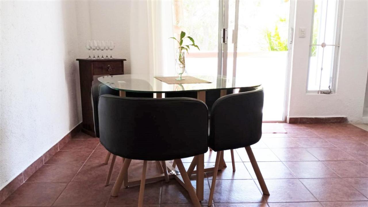 La Vivienda Guest house