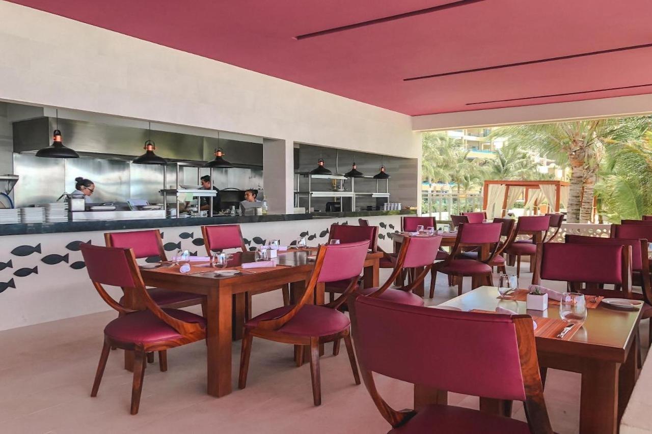 Resort Generations Riviera Maya Family Catamaran, Water Park & Inclusive Puerto Morelos
