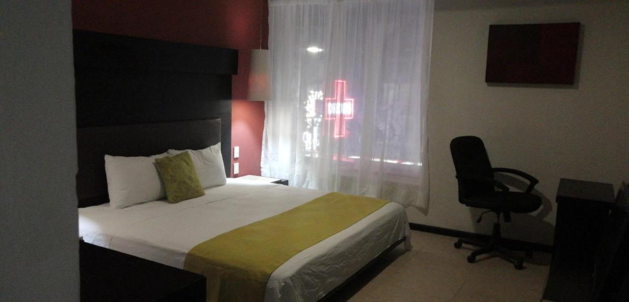 The Blvd Hotel - 5Th Ave 4*