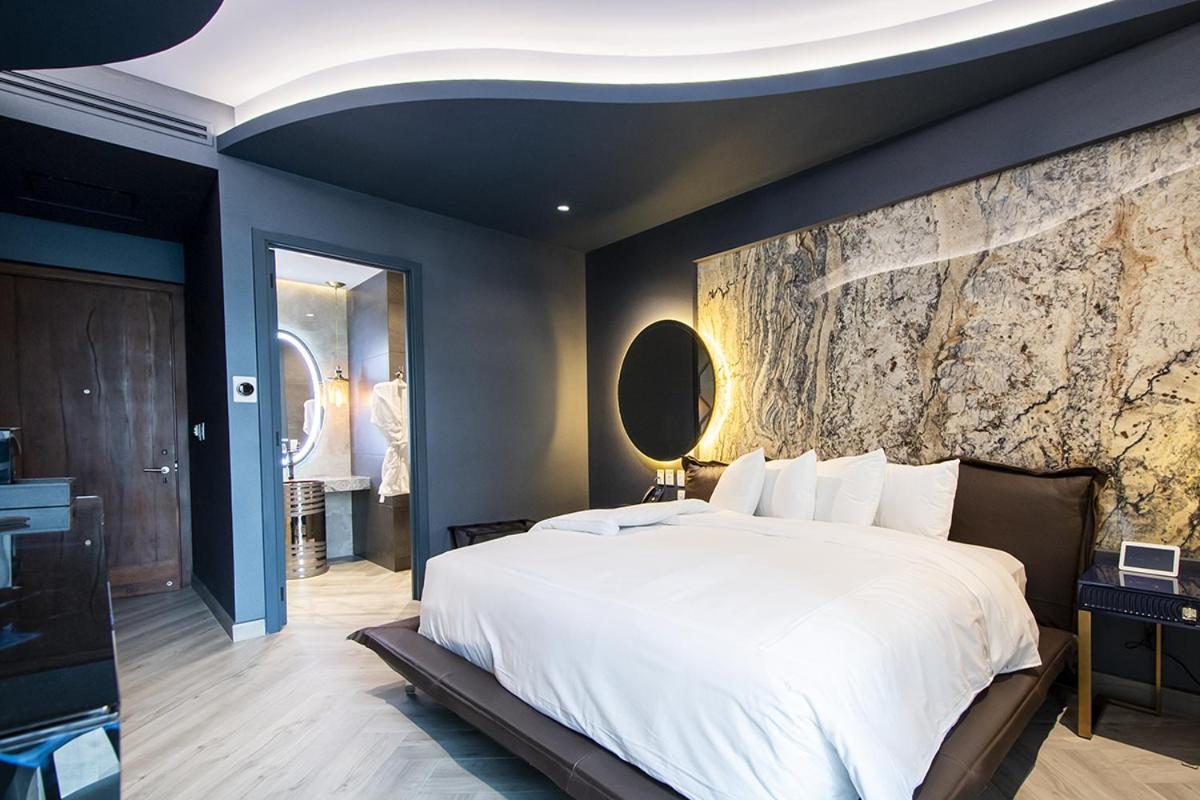 L Perla Boutique 5*