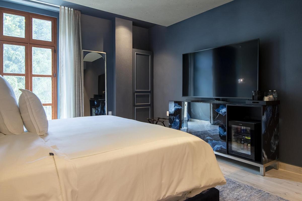 L Perla Boutique 5*