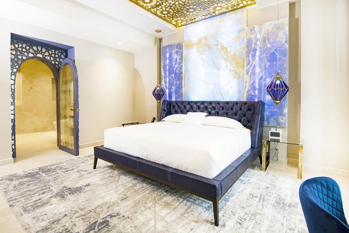 L Perla Boutique 5*