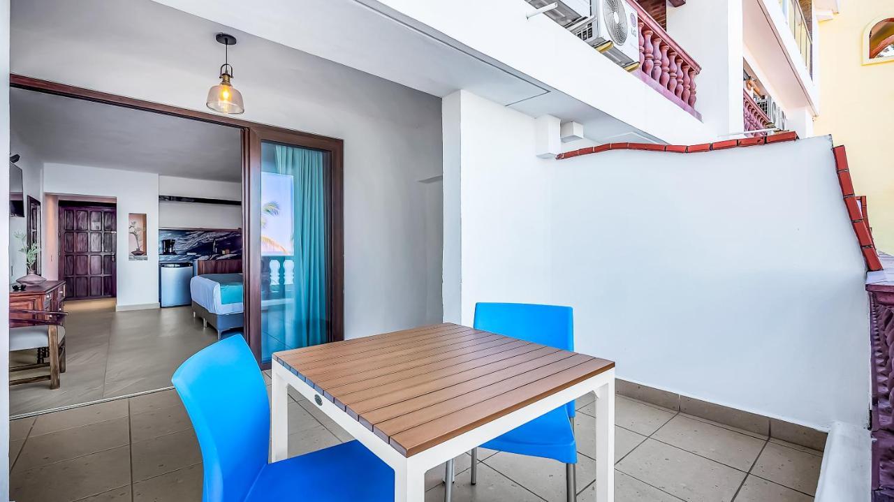 Marboka & 3* Puerto Vallarta