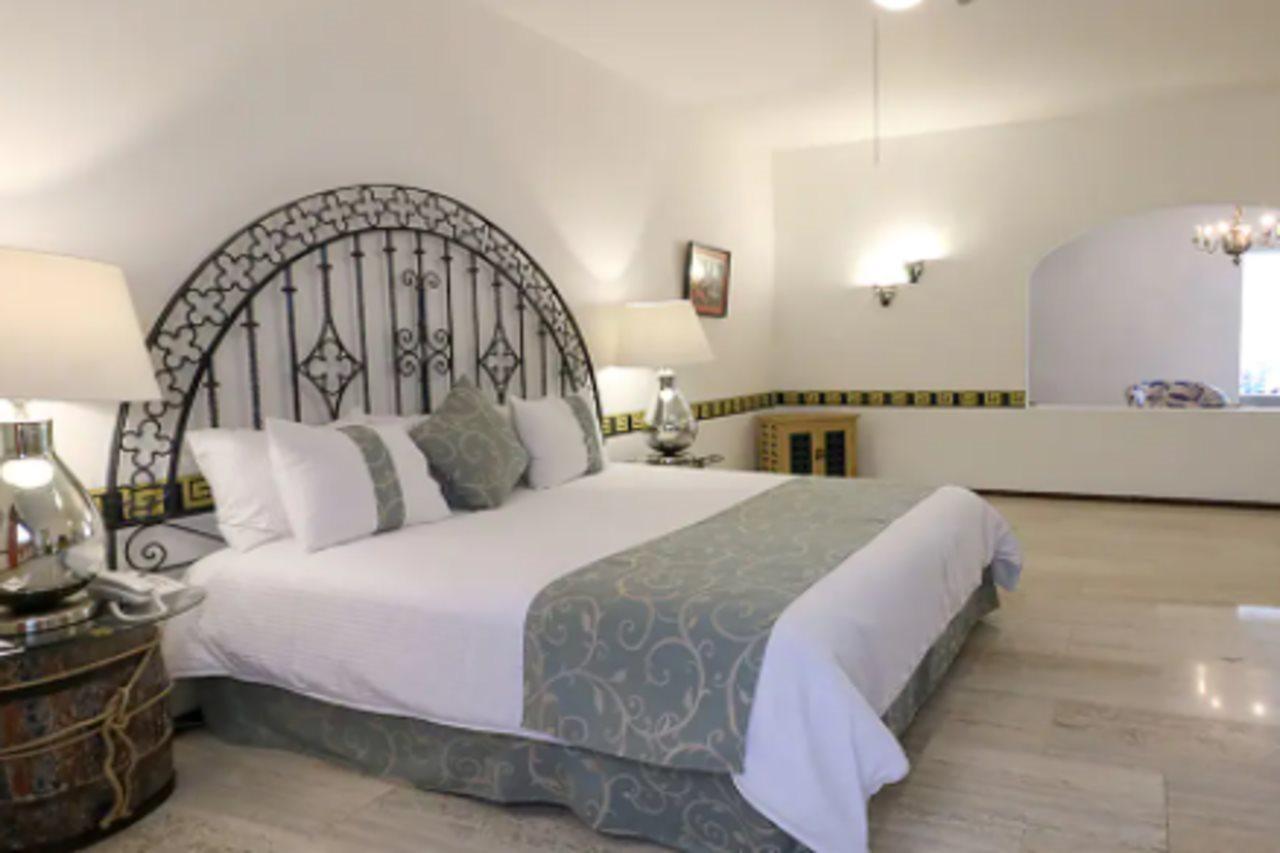 Hotel Mision Grand