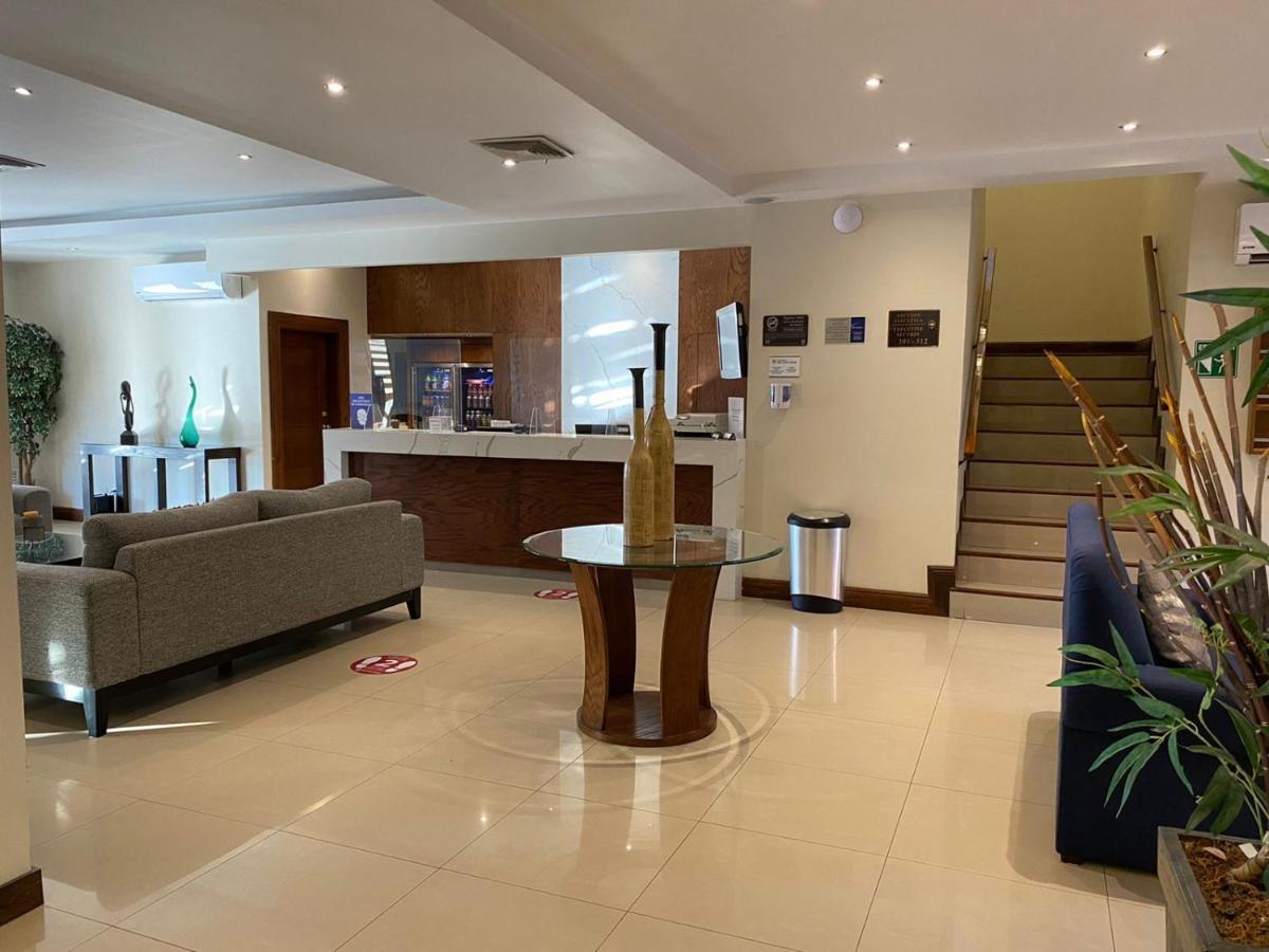 Western Aeropuerto 4*