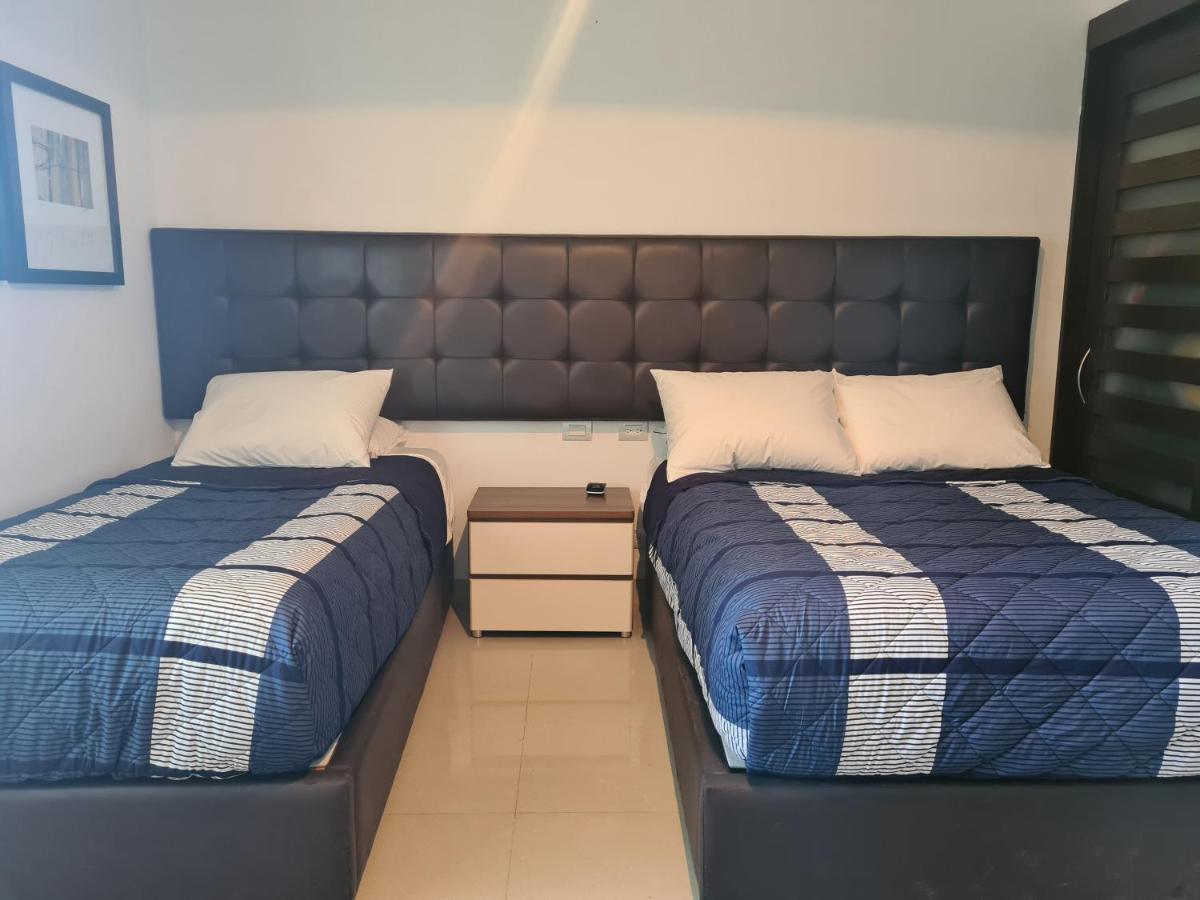 Apartment Luxury Ocean View Penthouse And Private Club