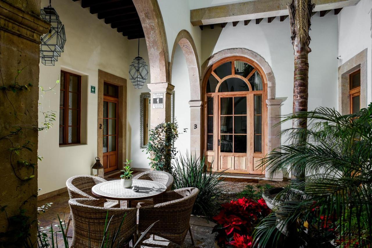Casa Blanca 7 Hotel
