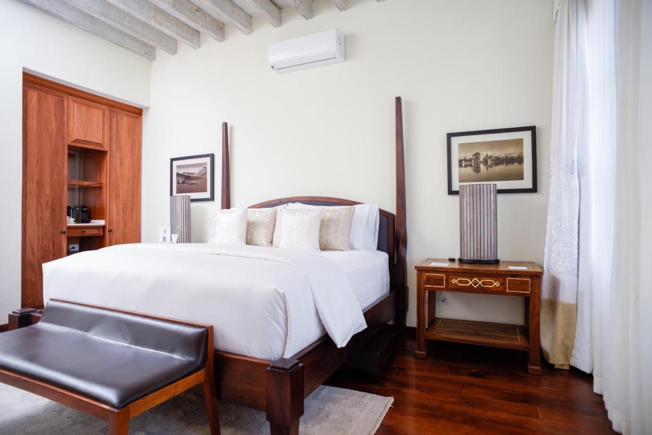 Casa Blanca 7 Hotel