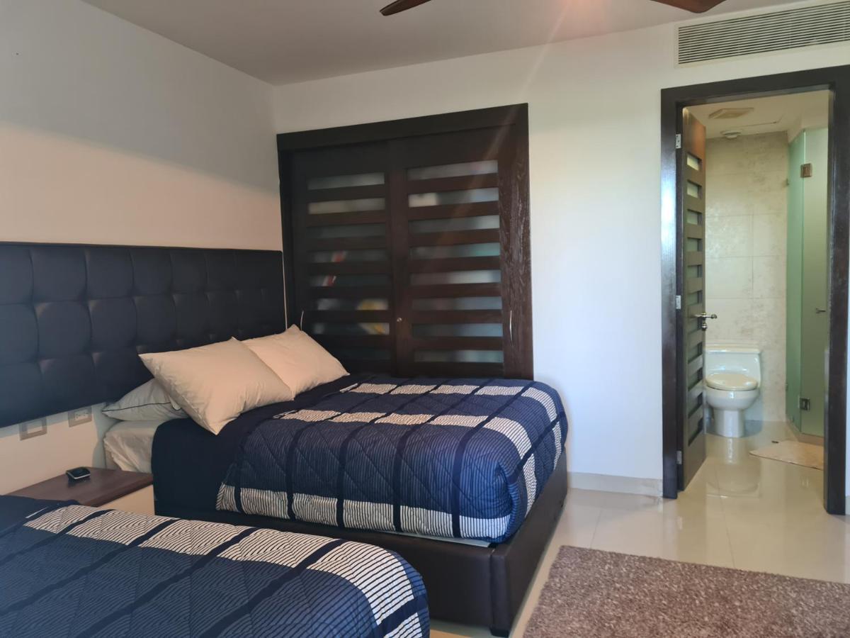Luxury Ocean View Penthouse And Private Club Playa del Carmen