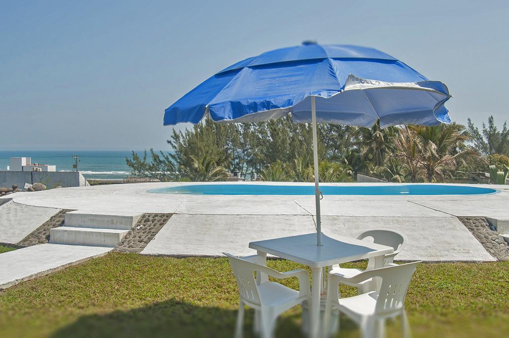 Azulejos Hotel