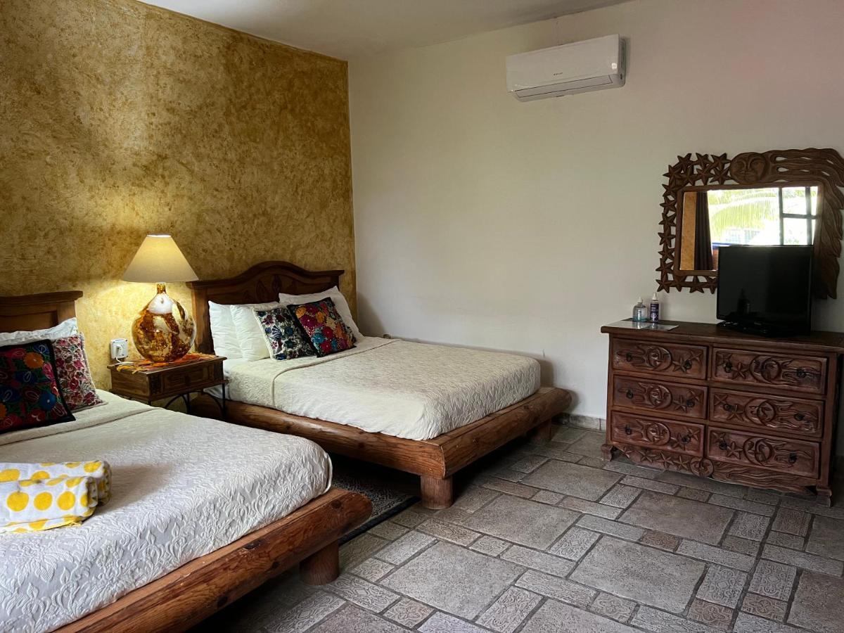 Hacienda Boutique And Solo Adultos Bed & Breakfast Cozumel