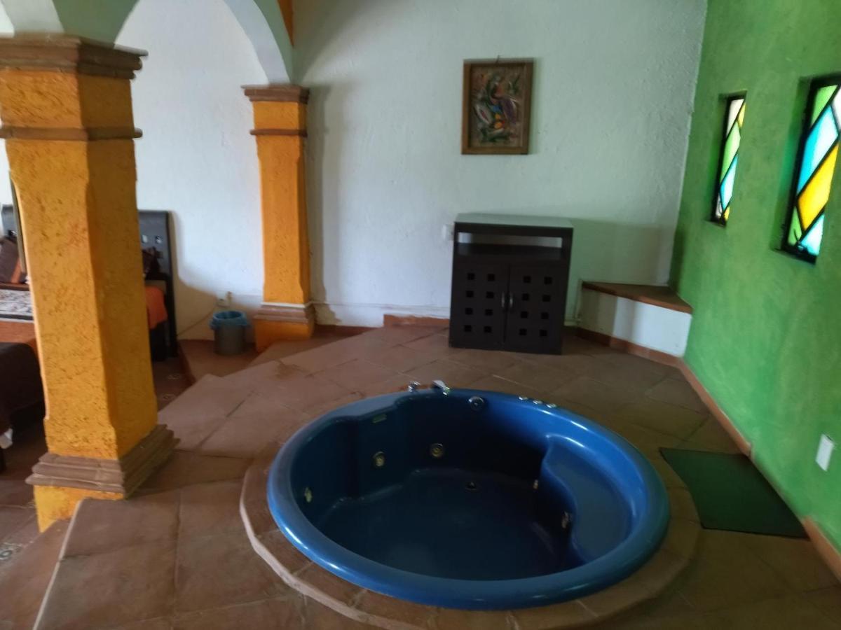 Hotel La Escondida