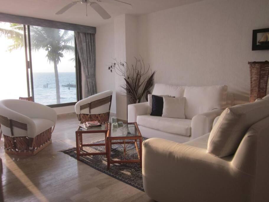 A La Orilla Del Mar Puerto Juarez Apartment *