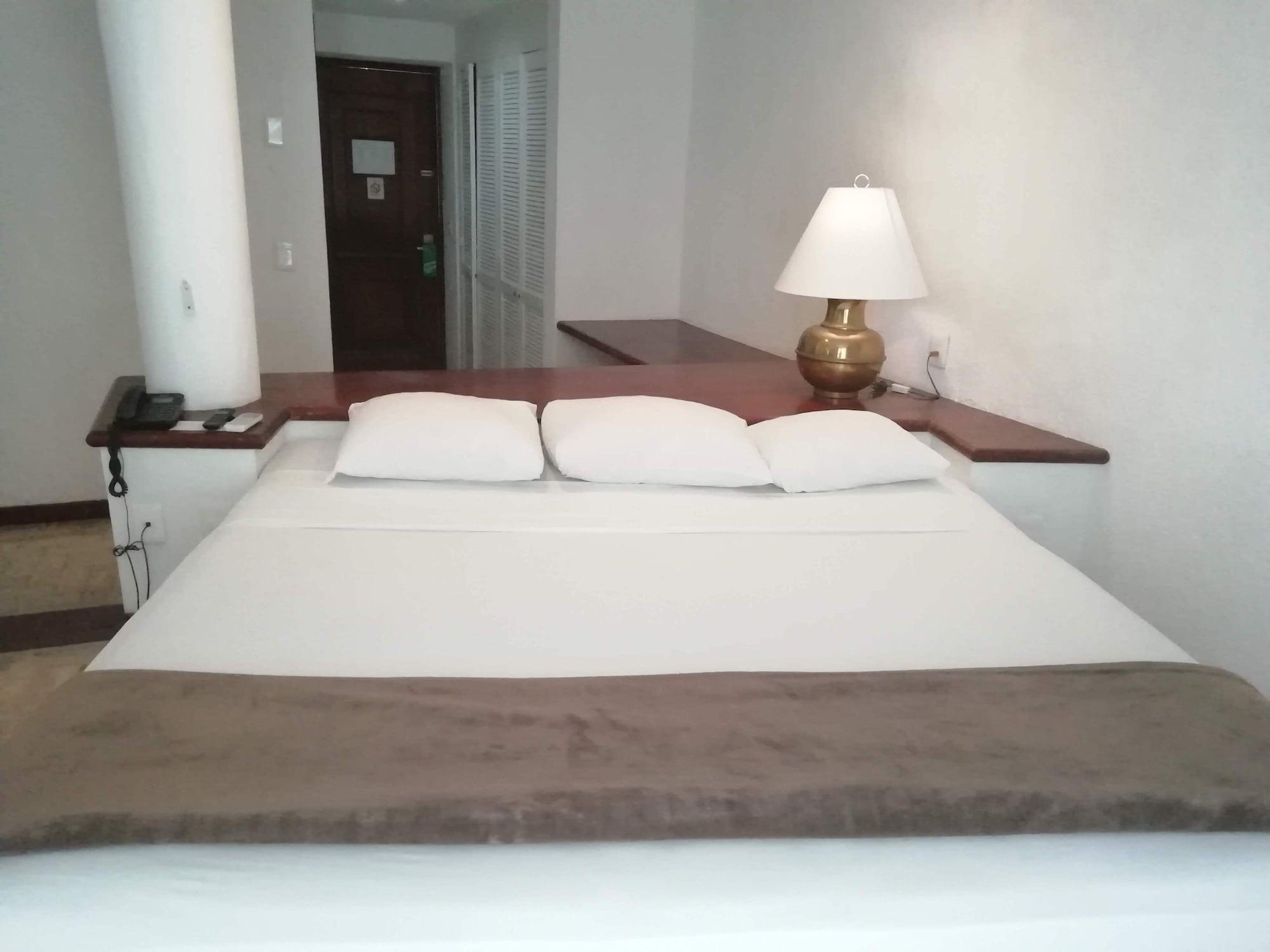 Hotel Costa Blanca Cancun