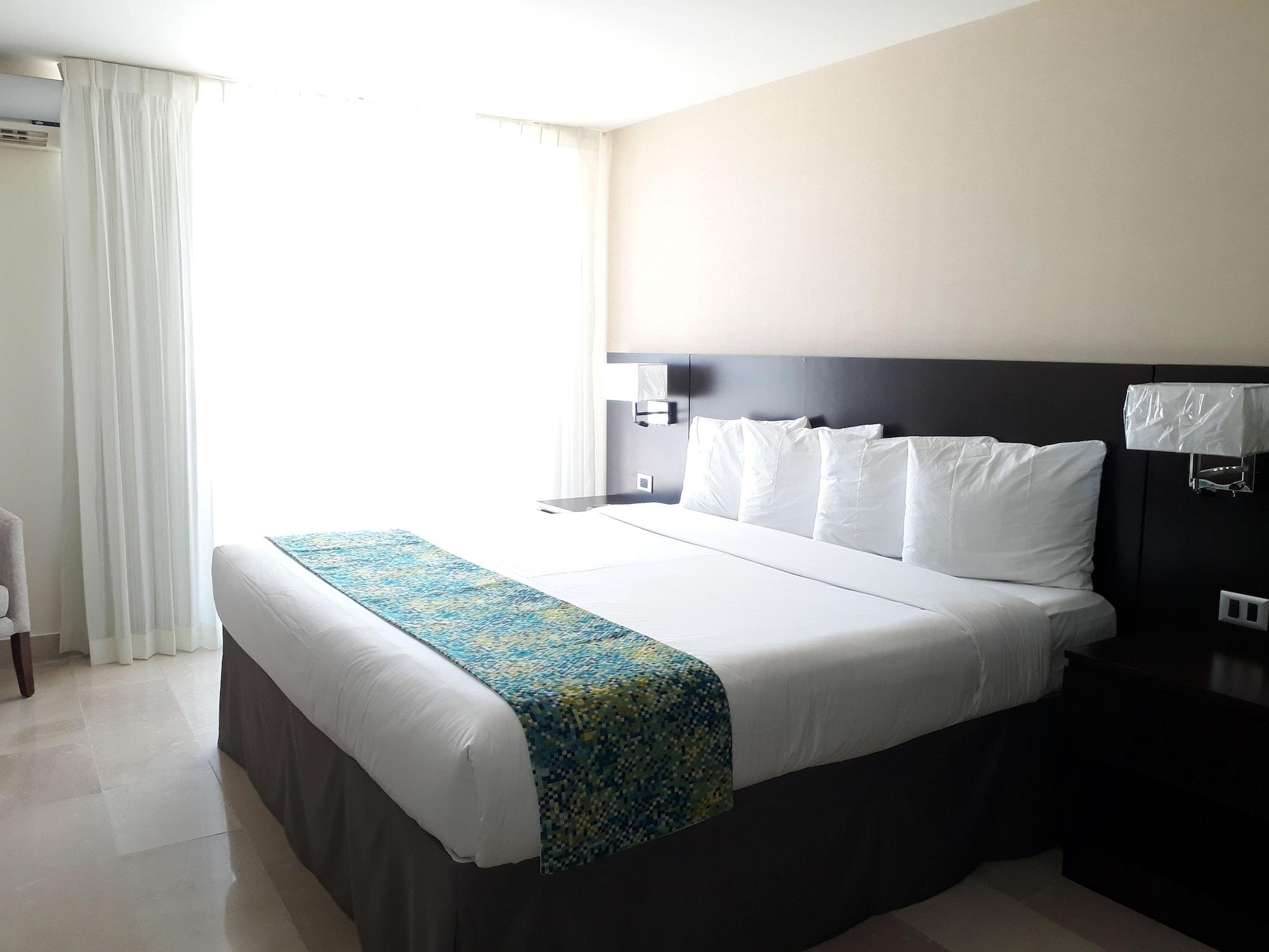 Hotel Seven Crown Malecon La Paz