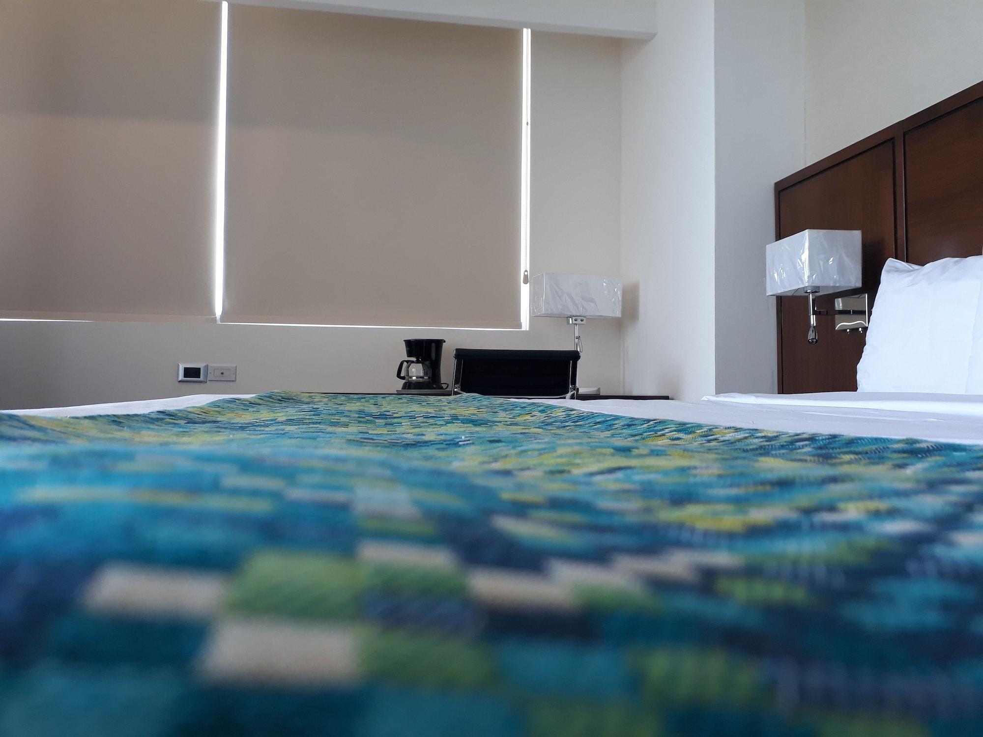 Hotel Seven Crown Malecon La Paz