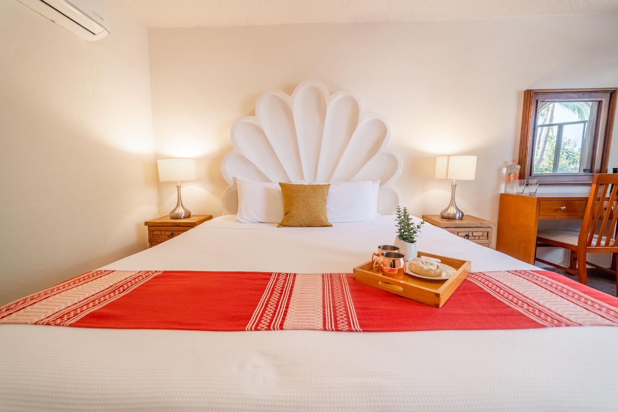 Hotel & El Moro 4*