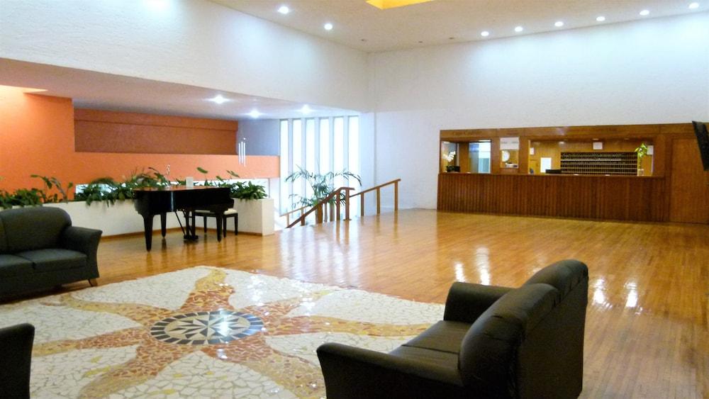Hotel Aristos Mirador 3*