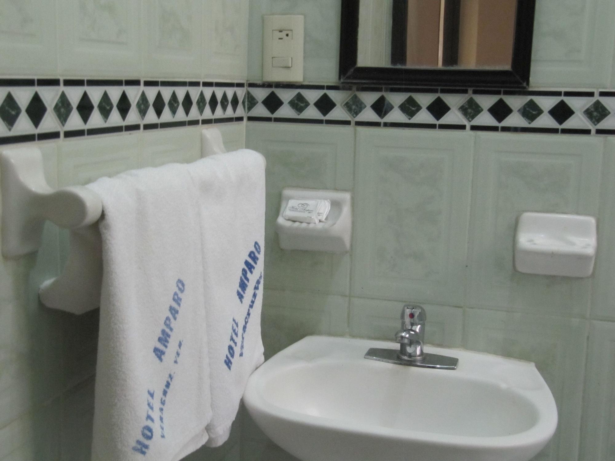 Hotel Amparo 2*