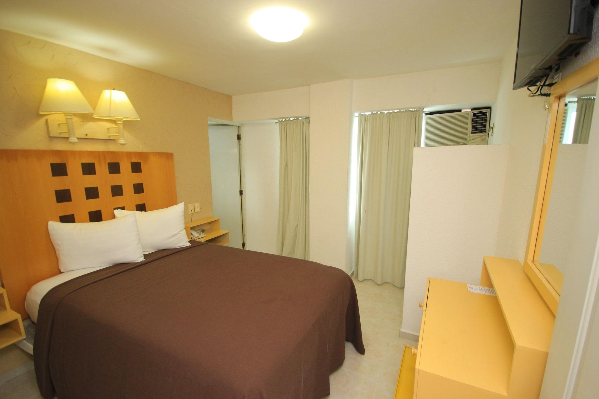 Hotel Del Carmen